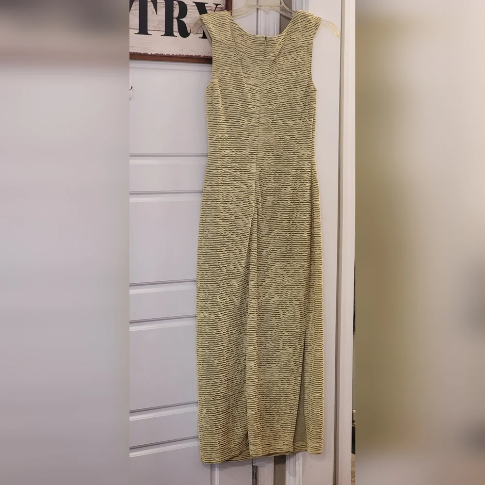 Vintage Joseph Ribkoff Style 4048 Textured Dress Made in Canada Sz 4 Sage Green